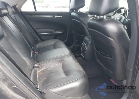 2018 Chrysler 300 Limited z USA, uszkodzony, nr VIN 2C3CCAEG3JH319779